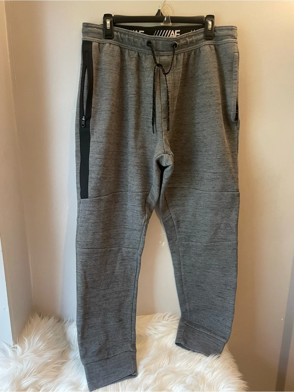 American Eagle Outfitters Men's Gray Jogger Sweatpants with Black Zip Panels